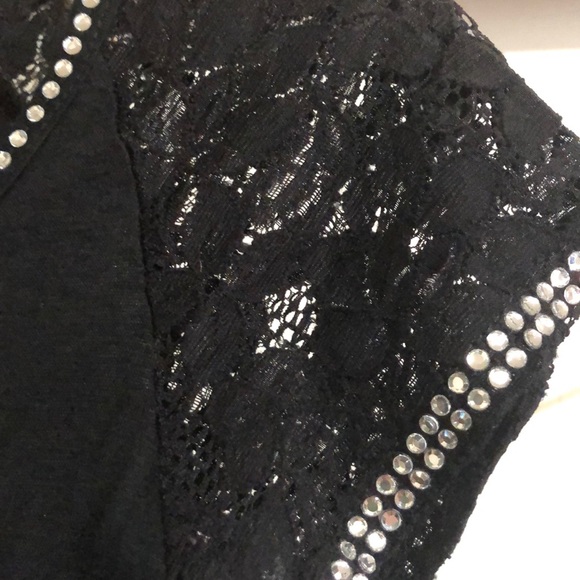 Blouse with lace sleeves - Picture 3 of 4